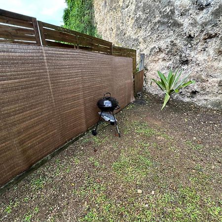Villa Au Calme Avec Jacuzzi, Villa Le Boursoie Les Abymes Eksteriør billede